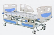 New Luxury Three Manual Crank  Care Bed With New long PP Siderails/ Heard Board with pumper wheels