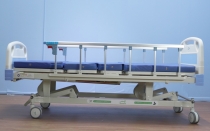  Three Manual Crank Care Bed With Central Brake